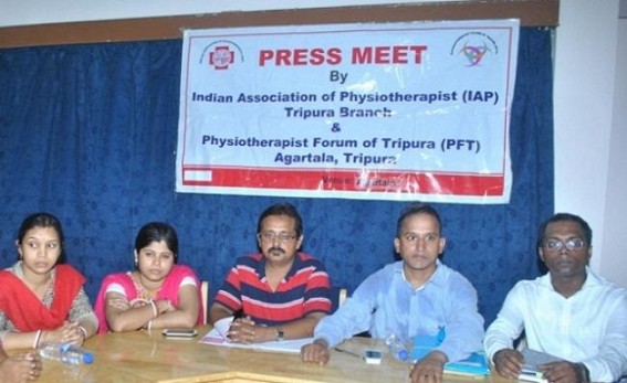 Indian Association of Physiotherapist held press meet Indian Association of Physiotherapist held press meet